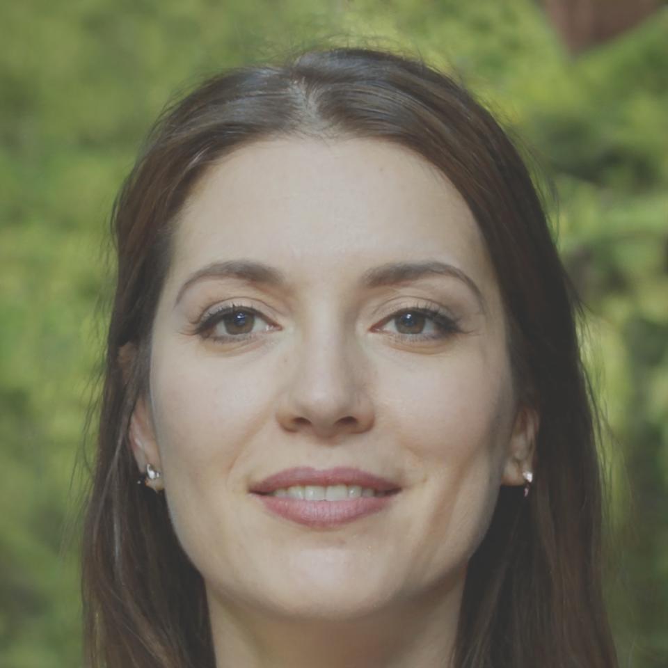 Estudiante internacional que mejoró su gestión financiera